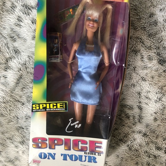 SPICE GIRLS on tour EMMA doll - Picture 2 of 9